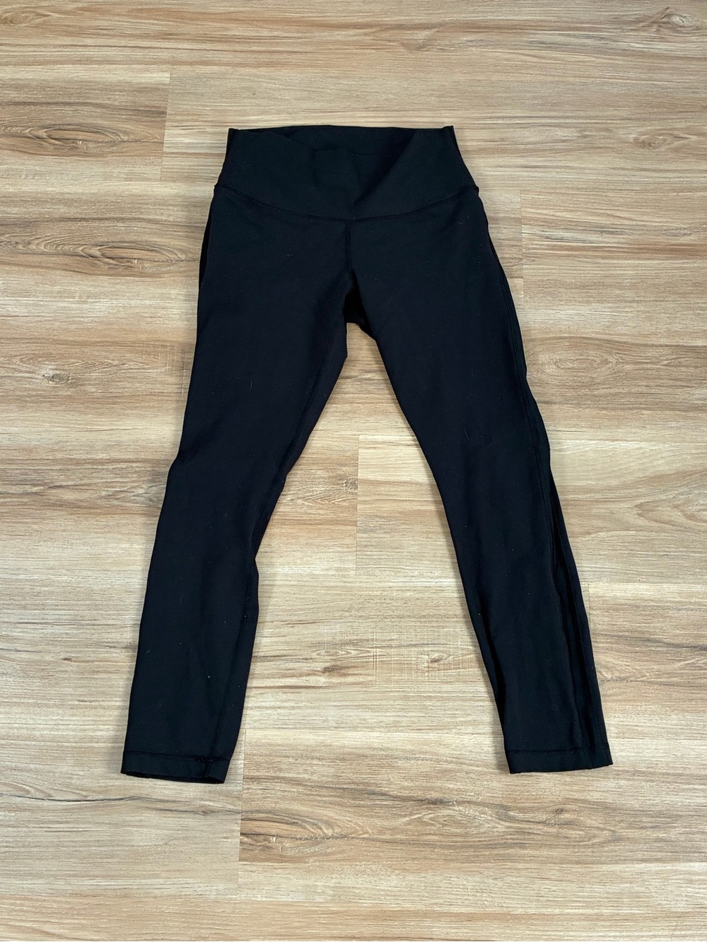 Lululemon Women’s Black High-Rise Athletic Leggings